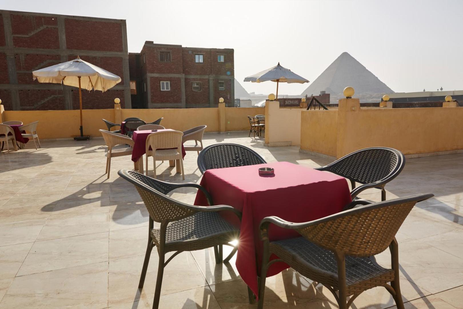 Grand Golden Pyramids View Hotel Kafret el-Gabal Exterior foto