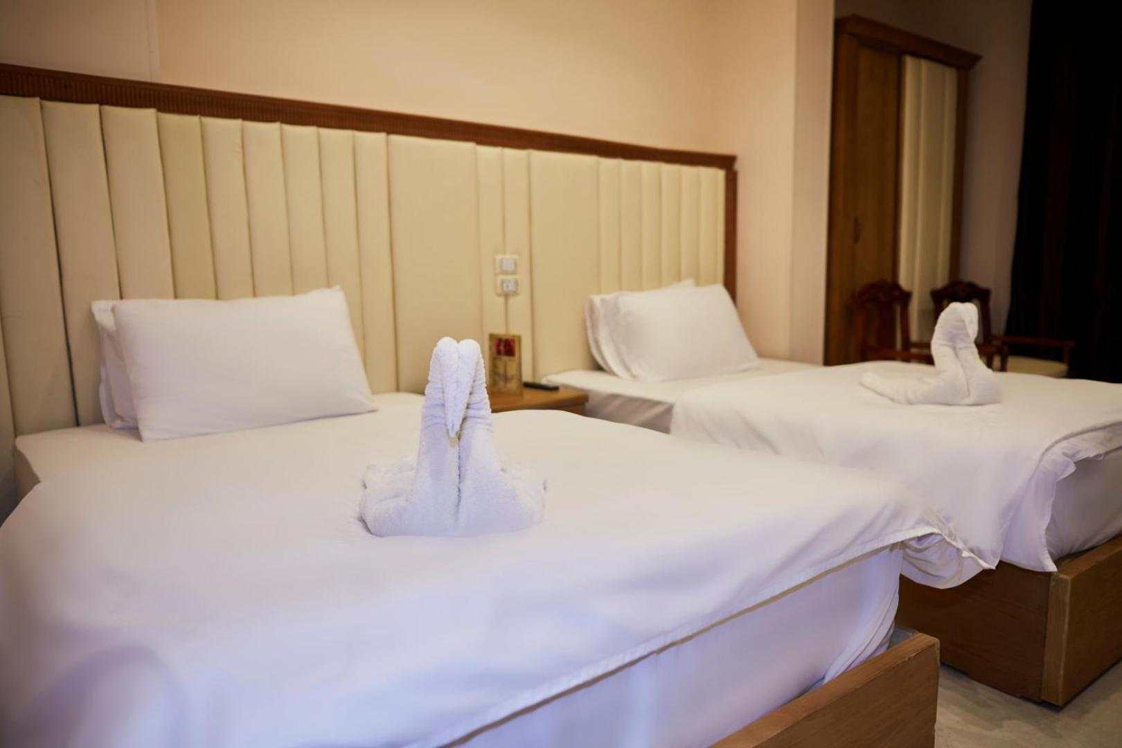 Grand Golden Pyramids View Hotel Kafret el-Gabal Exterior foto