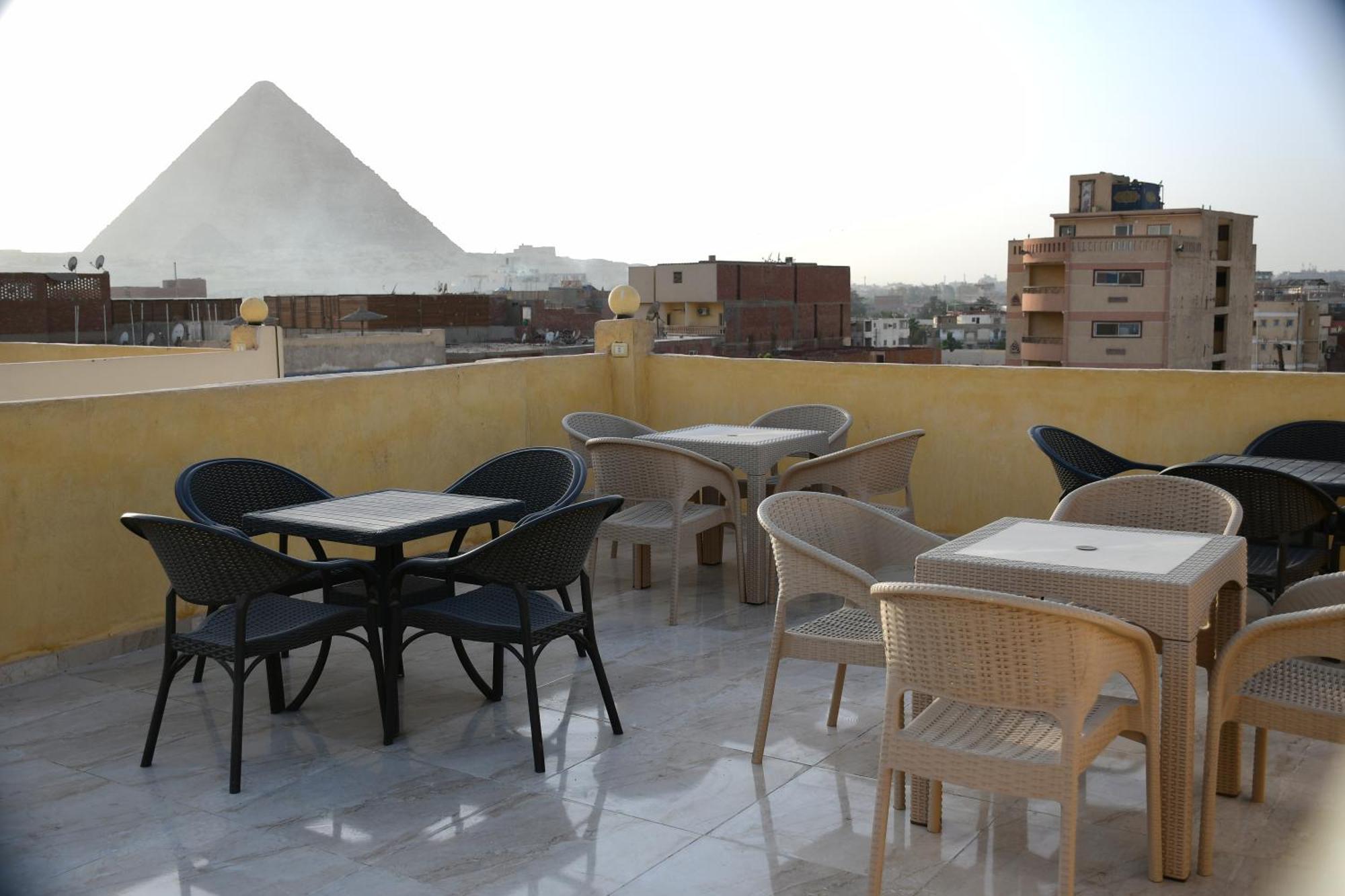 Grand Golden Pyramids View Hotel Kafret el-Gabal Exterior foto