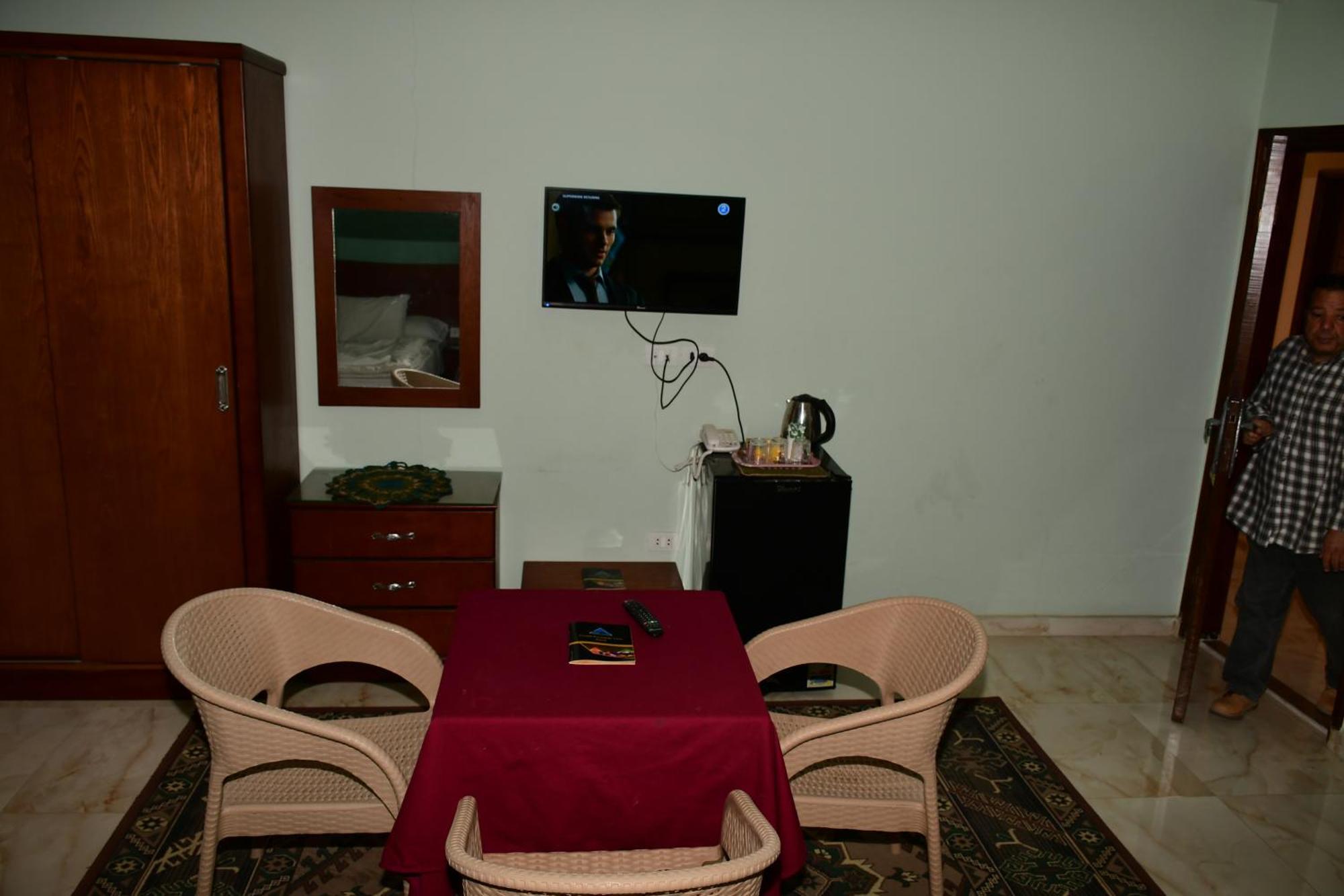 Grand Golden Pyramids View Hotel Kafret el-Gabal Exterior foto